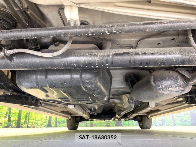 Suzuki SPACIA 2015-06 7060818-18