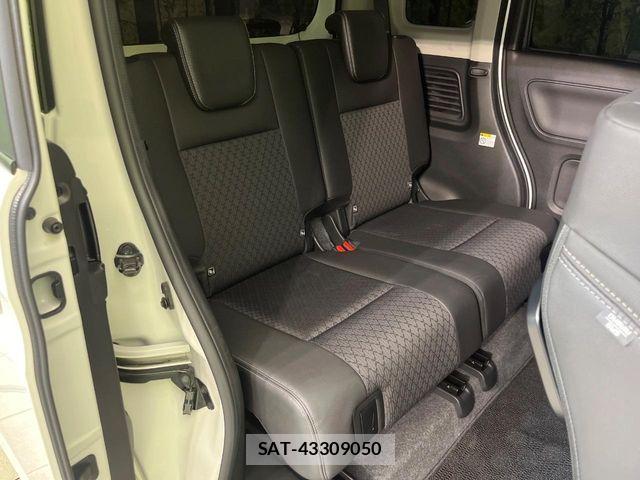 Suzuki SPACIA 2022-06 7060807-8