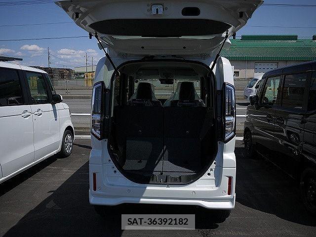 Suzuki SPACIA 2025-09 7060802-5