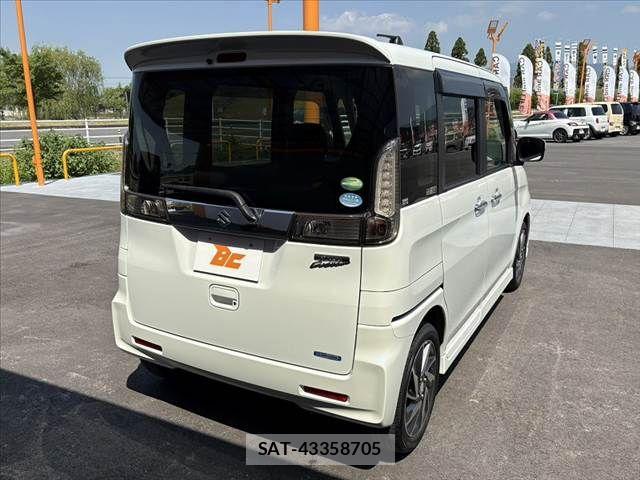 Suzuki SPACIA 2015-07 7218511-12