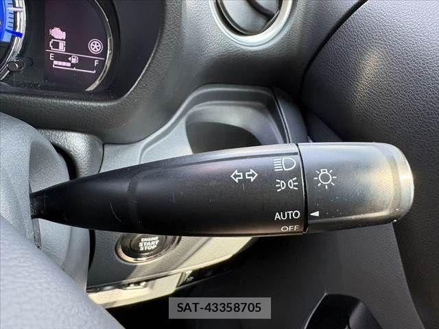 Suzuki SPACIA 2015-07 7218511-29