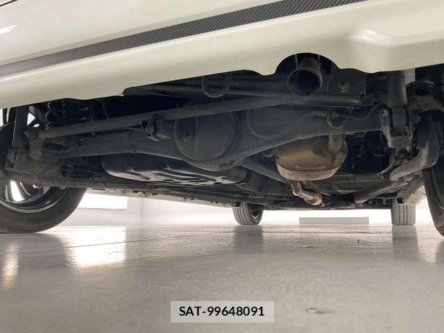 Suzuki SPACIA 2018-04 7225381-9