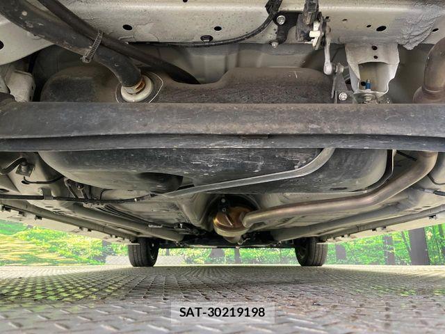 Suzuki SPACIA 2023-06 7225412-19