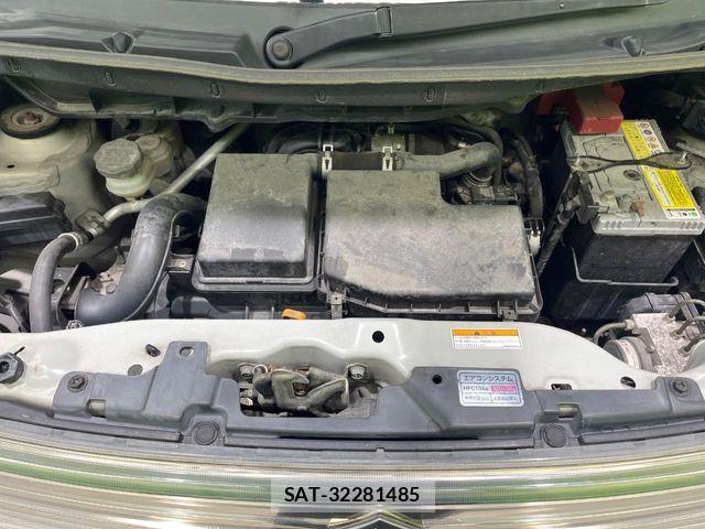 Suzuki SPACIA 2015-05 7225371-17