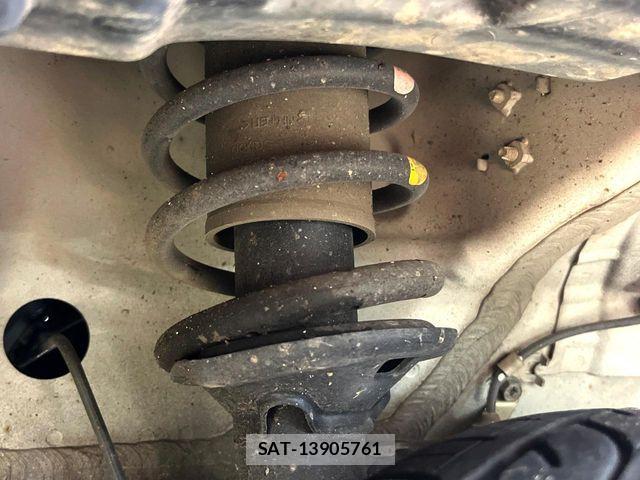 Suzuki SPACIA 2014-07 7225369-19