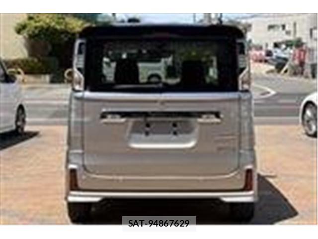 Suzuki SPACIA 2023-09 7225413-5