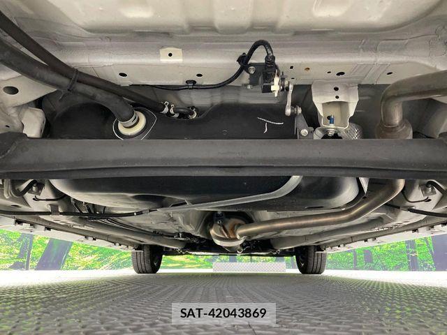 Suzuki SPACIA 2019-03 7225383-18
