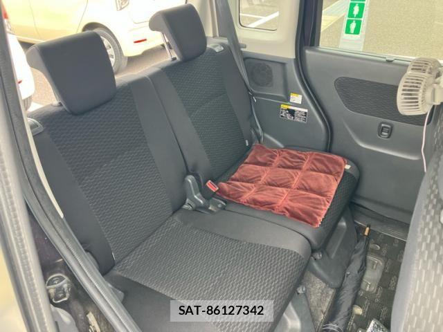 Suzuki SPACIA 2013-10 7225362-11