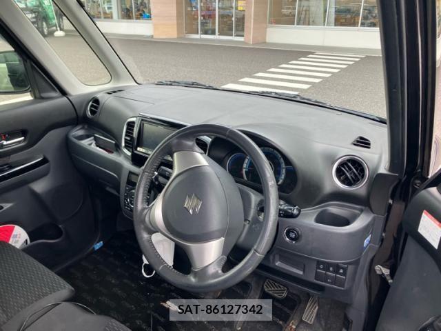 Suzuki SPACIA 2013-10 7225362-12