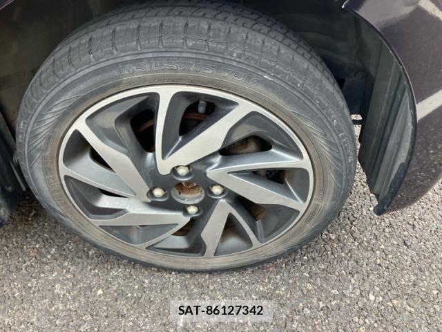 Suzuki SPACIA 2013-10 7225362-4