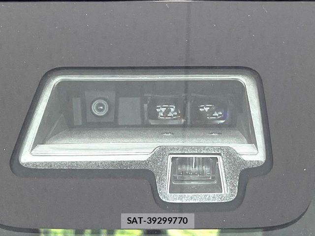 Suzuki SPACIA 2019-06 7225387-5