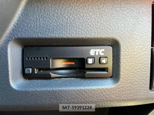 Suzuki SPACIA 2015-03 7225374-15