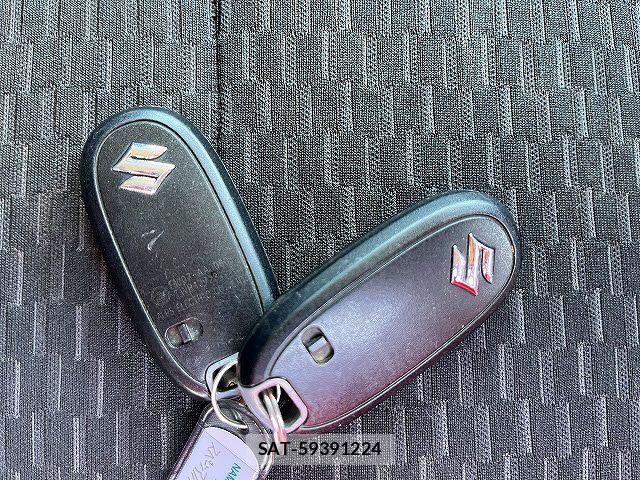 Suzuki SPACIA 2015-03 7225374-25