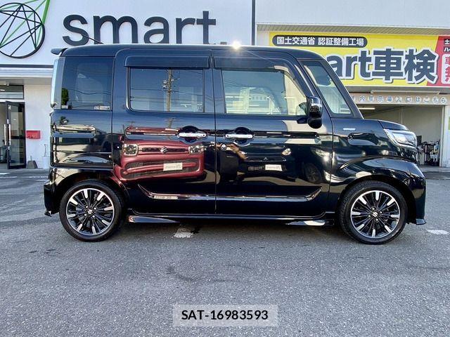 Suzuki SPACIA 2019-06 7218517-5