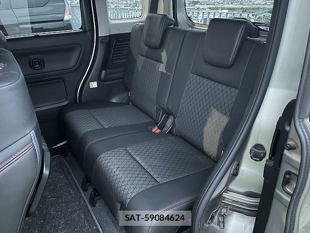 Suzuki SPACIA 2018-04 7225379-12
