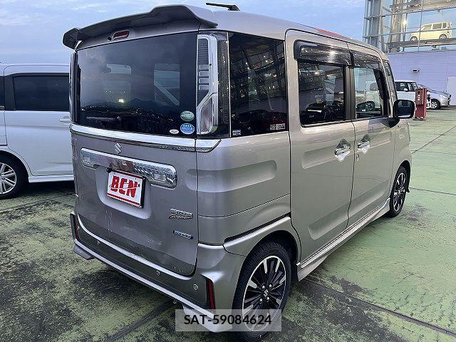 Suzuki SPACIA 2018-04 7225379-2