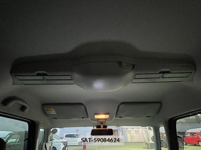 Suzuki SPACIA 2018-04 7225379-5