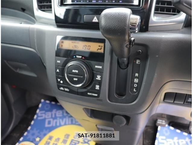 Suzuki SPACIA 2013-07 7225365-11