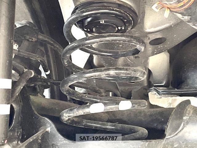 Suzuki SPACIA 2024-05 7225418-19