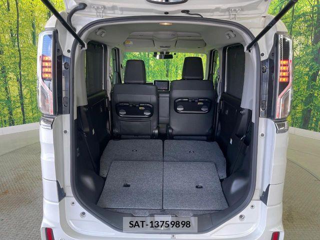 Suzuki SPACIA 2018-07 7225377-10