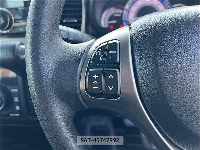 Suzuki SPACIA 2017-06 7225382-22
