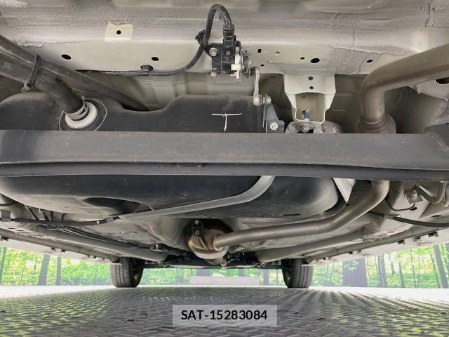Suzuki SPACIA 2021-10 7225407-18