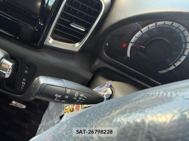 Suzuki SPACIA 2013-11 7225364-7