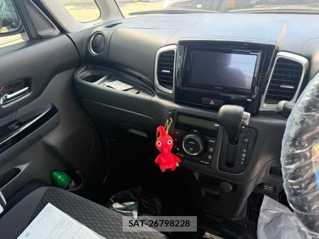 Suzuki SPACIA 2013-11 7225364-8