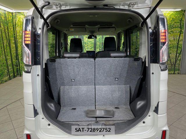 Suzuki SPACIA 2018-02 7225380-11