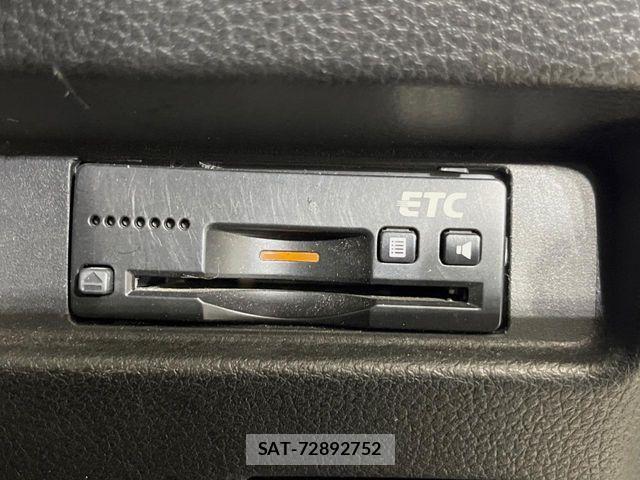 Suzuki SPACIA 2018-02 7225380-7