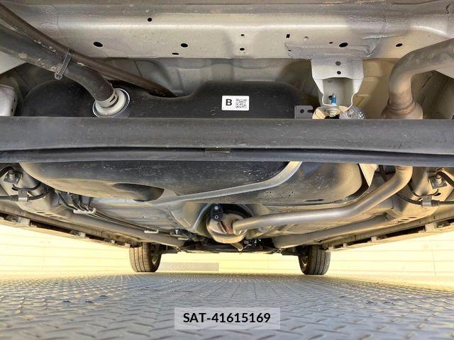 Suzuki SPACIA 2024-03 7225416-18