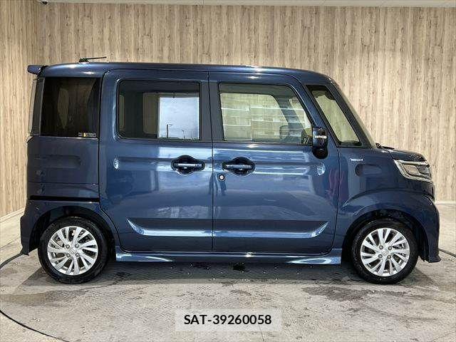 Suzuki SPACIA 2023-10 7252403-17