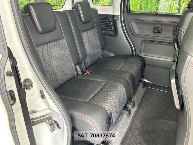 Suzuki SPACIA 2018-10 7252405-9