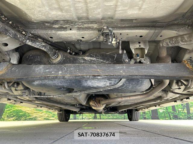 Suzuki SPACIA 2018-10 7252405-18