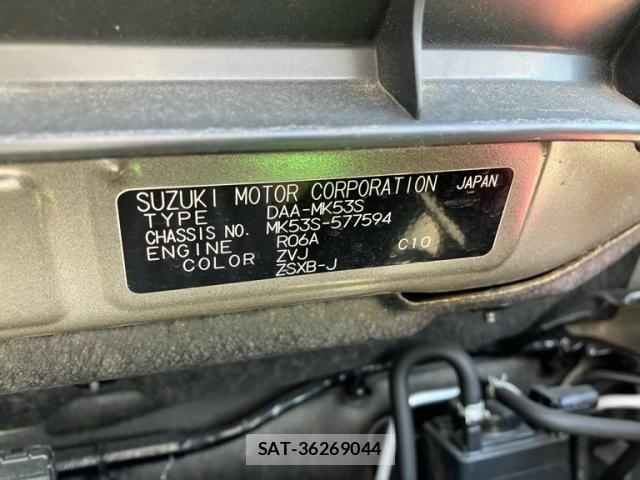 Suzuki SPACIA 2018-07 7272992-18