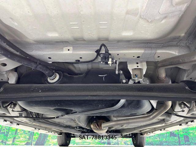 Suzuki SPACIA 2021-07 7272988-18