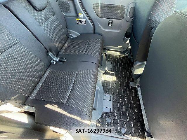 Suzuki SPACIA 2015-09 7272994-9