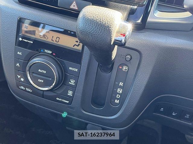 Suzuki SPACIA 2015-09 7272994-19