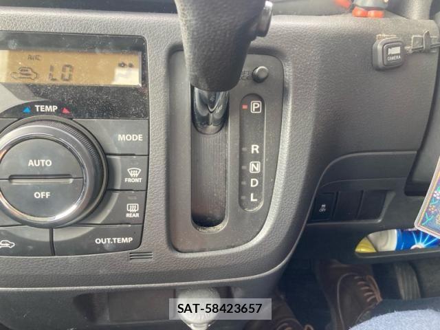 Suzuki SPACIA 2014-10 7272993-18