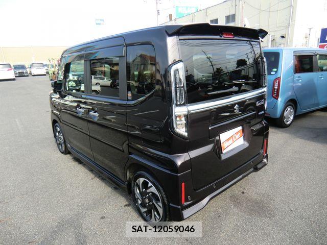 Suzuki SPACIA 2024-10 7330210-3