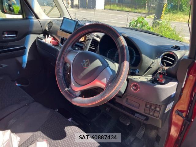 Suzuki SPACIA 2013-07 7330243-15