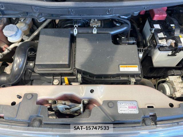 Suzuki SPACIA 2014-11 7330238-17