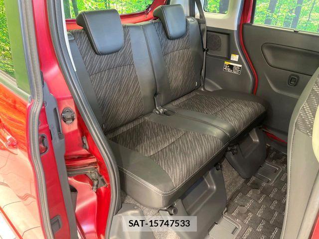 Suzuki SPACIA 2014-11 7330238-8