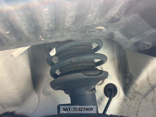 Suzuki SPACIA 2023-09 7330217-19