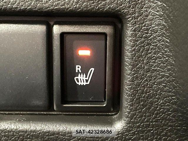 Suzuki SPACIA 2019-10 7330225-6