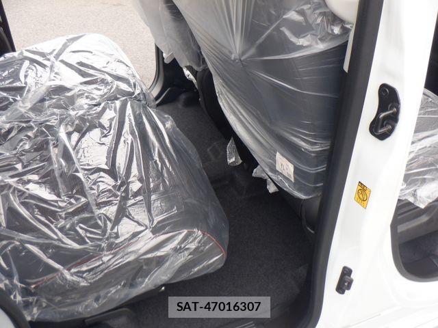 Suzuki SPACIA 2025-05 7330215-23
