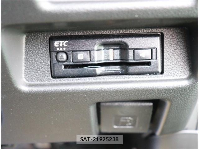 Suzuki SPACIA 2024-06 7330213-18