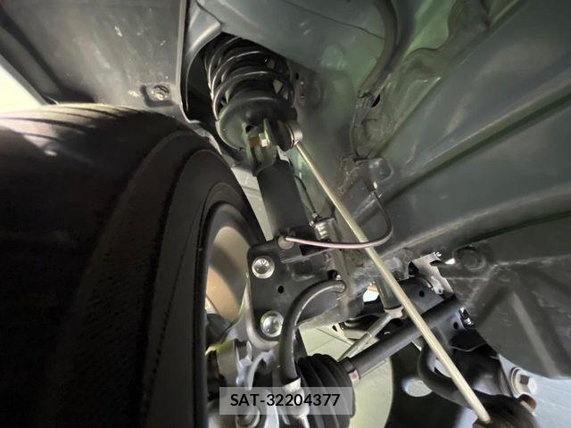 Suzuki SPACIA 2024-10 7330221-17