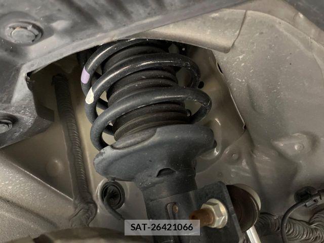Suzuki SPACIA 2023-09 7330218-19