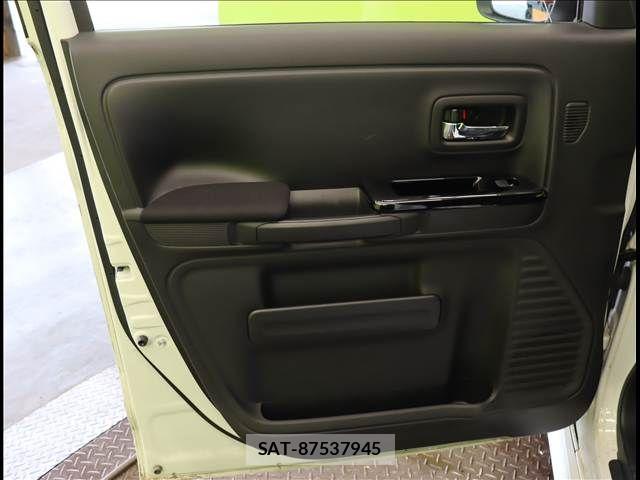 Suzuki SPACIA 2018-02 7359913-27